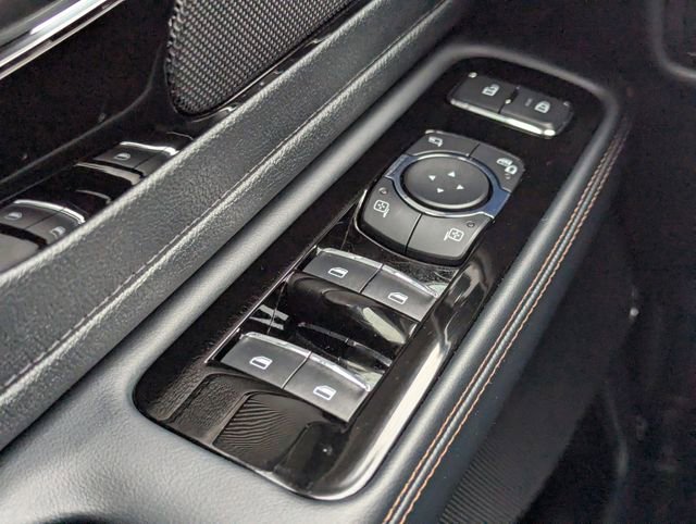 New 2026 Lincoln Aviator 2WD w/ Jet Appearance Package image 23