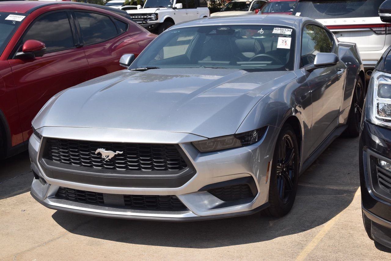 Certified 2026 Ford Mustang Premium RWD image 2