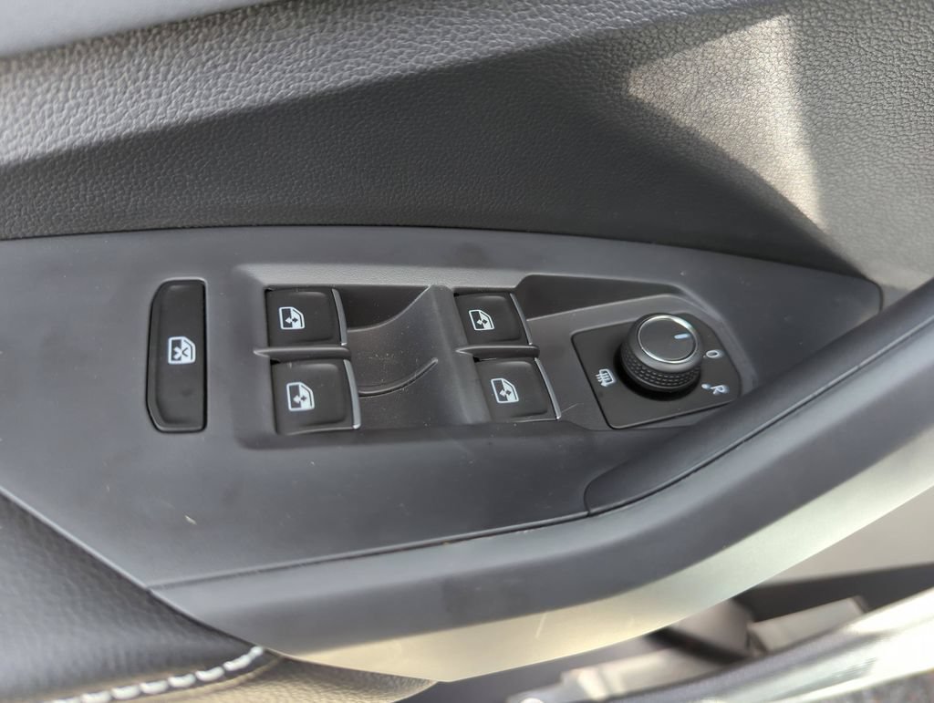 New 2026 Volkswagen Jetta SE FWD image 26
