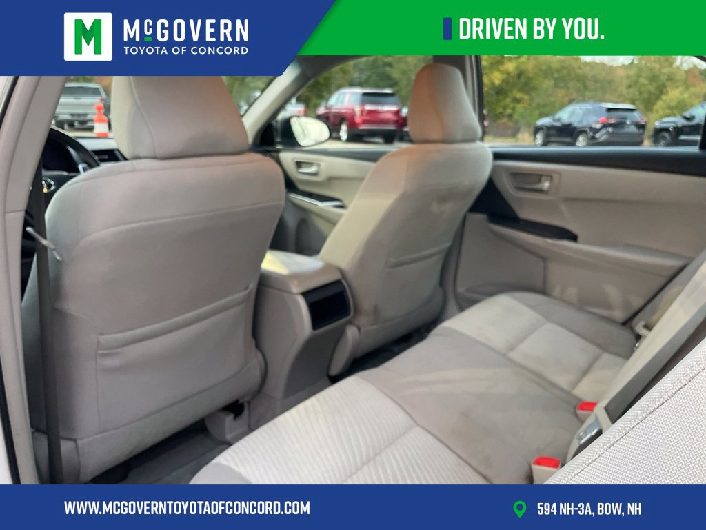 Used 2017 Toyota Camry LE FWD image 15