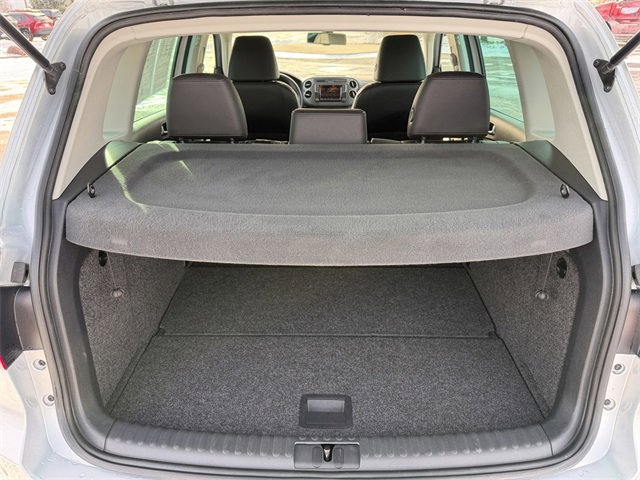 Used 2017 Volkswagen Tiguan Wolfsburg Edition image 16