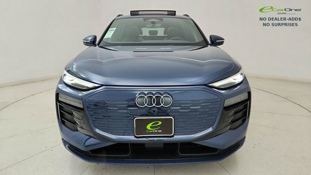 Used 2025 Audi Q6 e-tron Premium w/ Convenience Package image 13