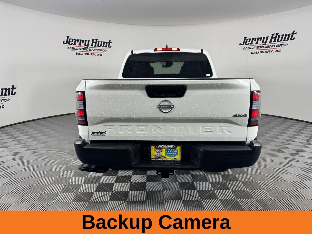 Used 2023 Nissan Frontier S w/ Tow Package image 8