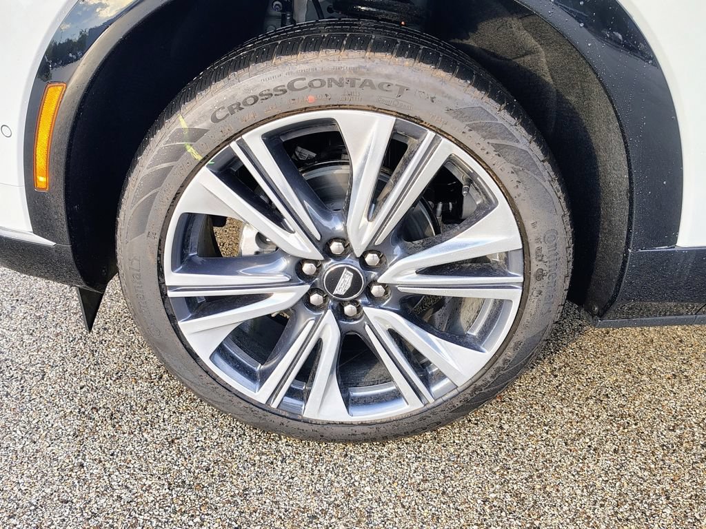 New 2027 Cadillac Optiq Premium Luxury AWD/4WD image 12