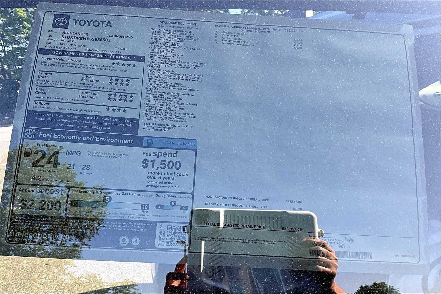Used 2025 Toyota Highlander Platinum AWD/4WD image 19