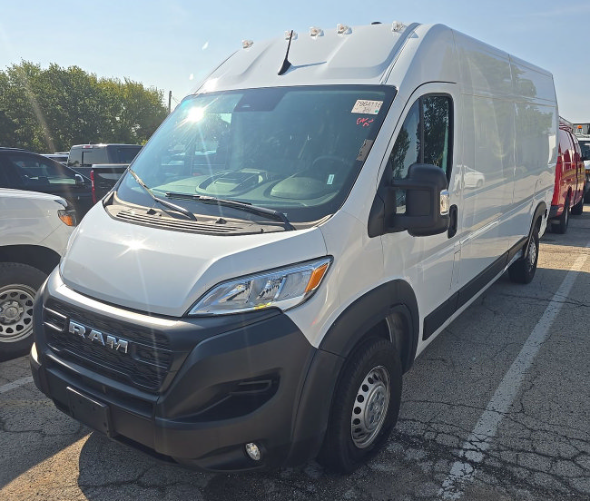Used 2026 RAM ProMaster 2500 w/ Convenience Group FWD image 2