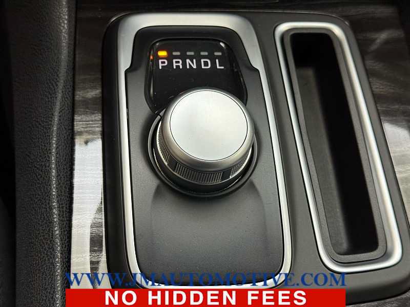 Used 2015 Chrysler 300 Limited w/ 300 Premium Group AWD/4WD image 33