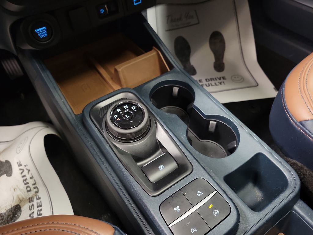 Used 2022 Ford Maverick Lariat w/ Lariat Luxury Package image 18