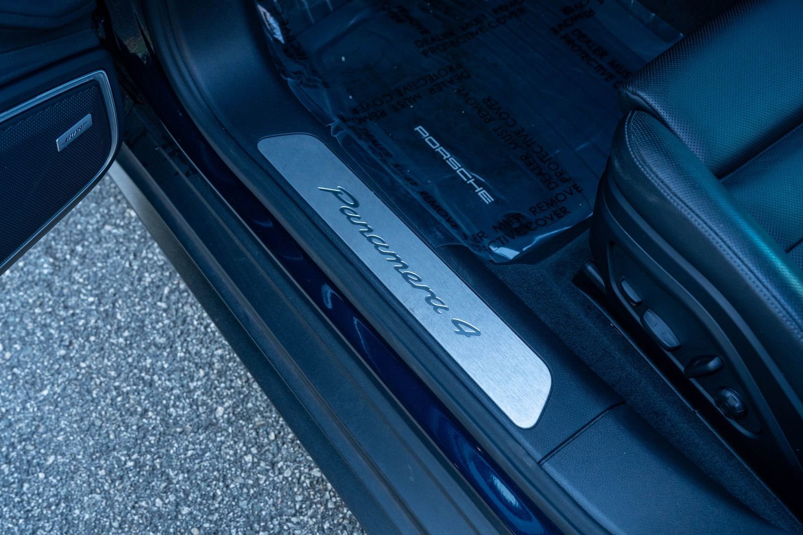 Certified 2022 Porsche Panamera 4 w/ Premium Package image 23