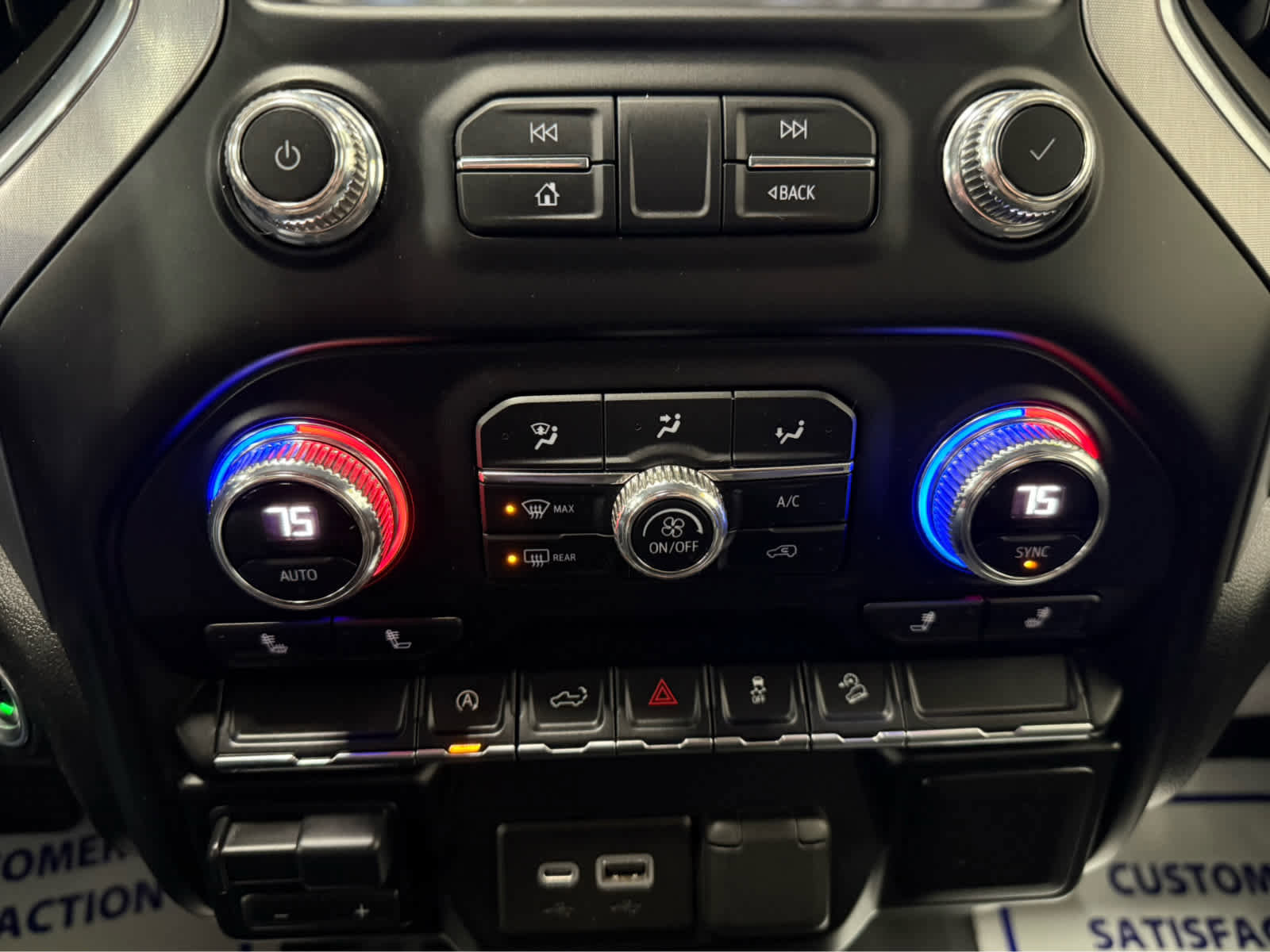 Used 2021 GMC Sierra 1500 Elevation w/ X31 Off-Road Package AWD/4WD image 19