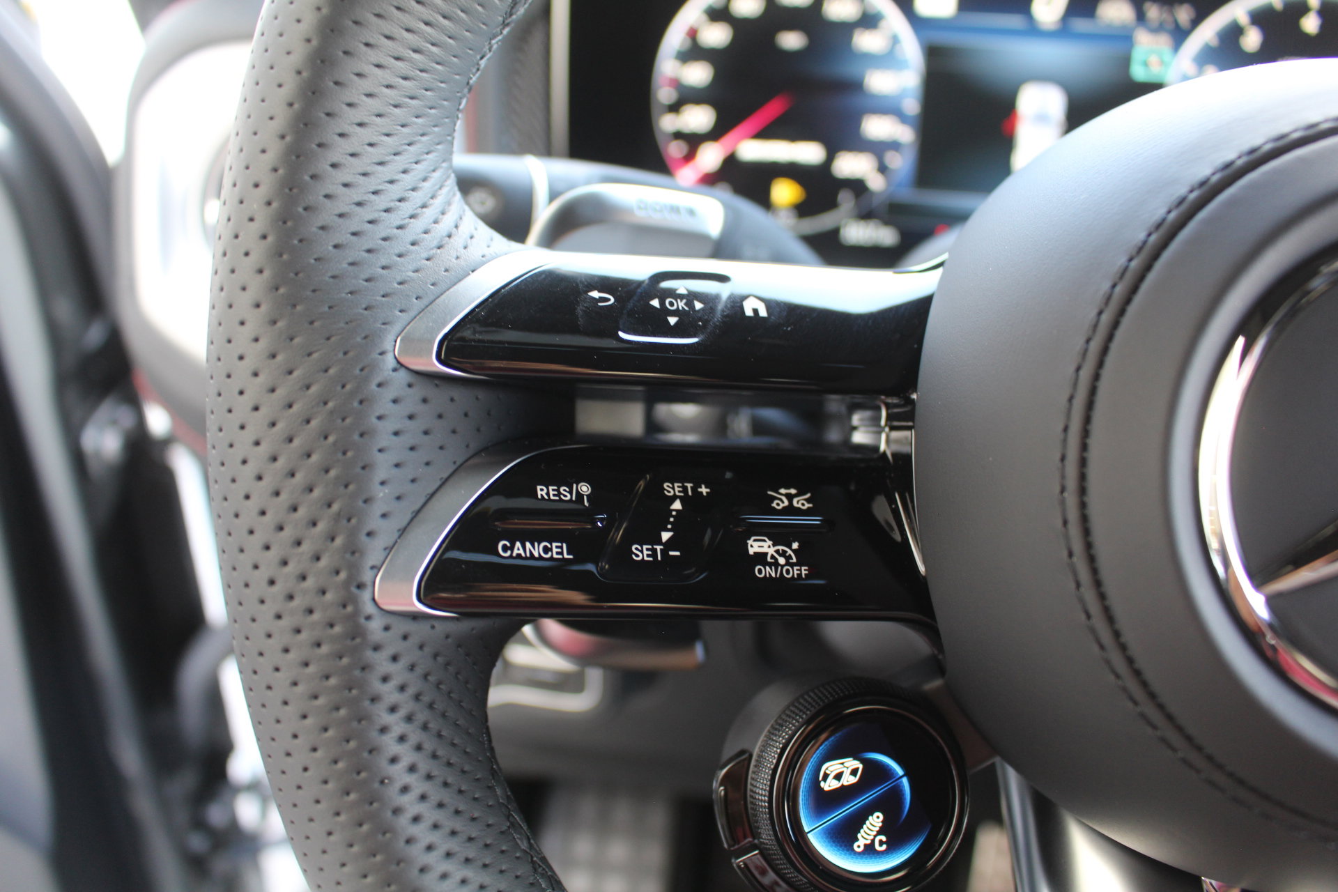 New 2025 Mercedes-Benz G 63 AMG 4MATIC image 27