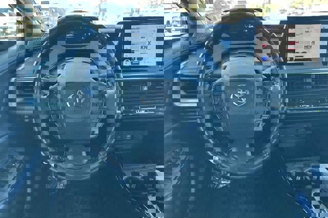 Used 2024 Toyota Prius LE image 16