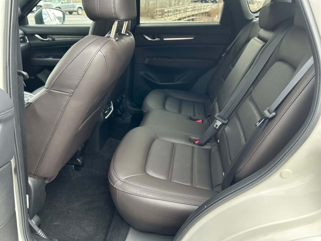 Used 2023 MAZDA CX-5 Signature image 29