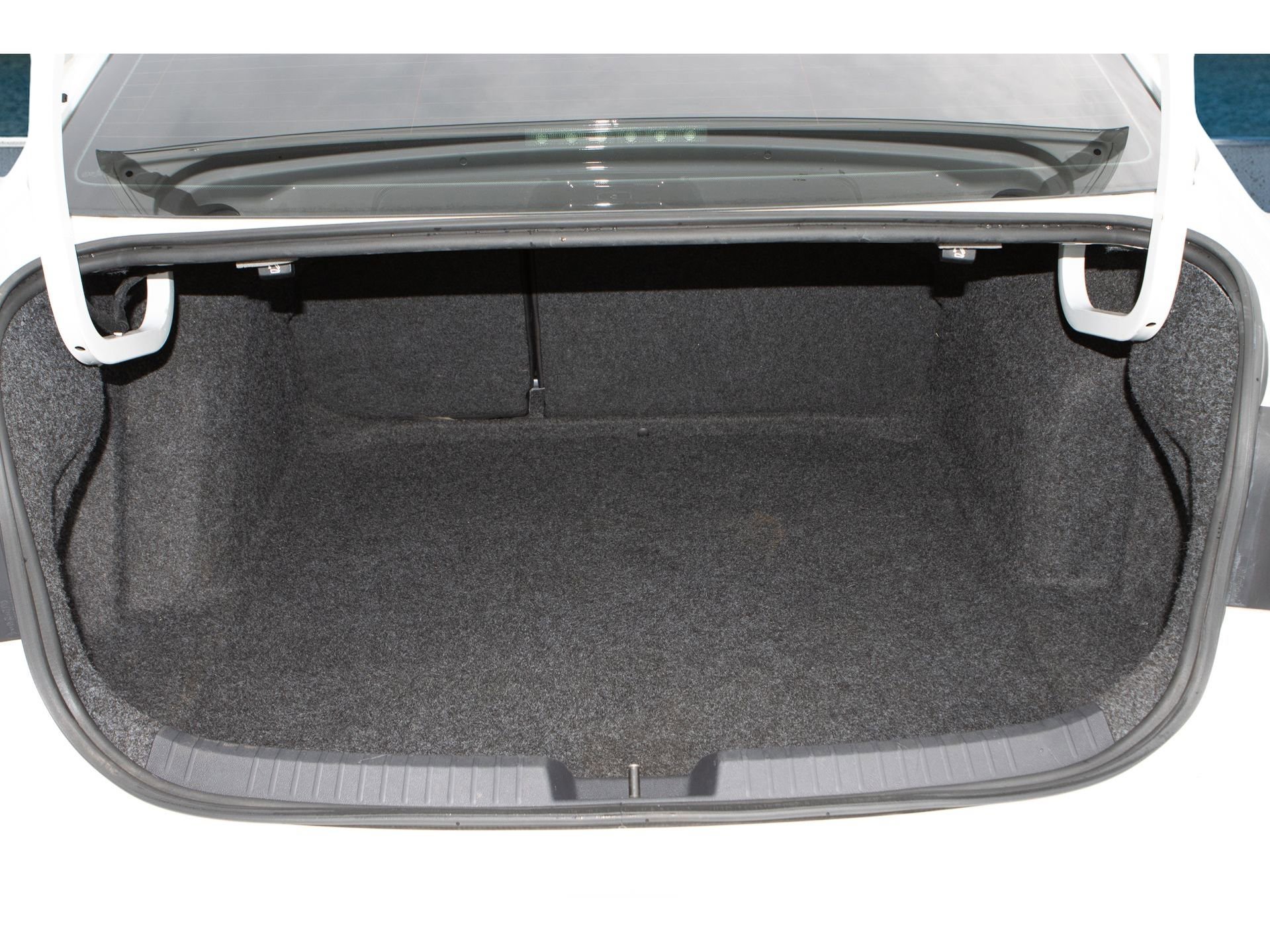 Used 2019 Volkswagen Jetta R-Line image 9