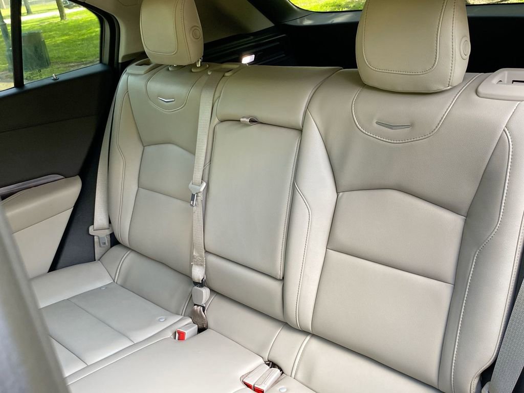 Used 2023 Cadillac XT4 Luxury w/ Cold Weather Package image 34