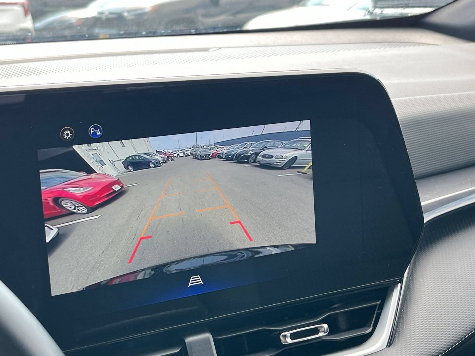 Used 2025 Chevrolet Equinox LT FWD image 23
