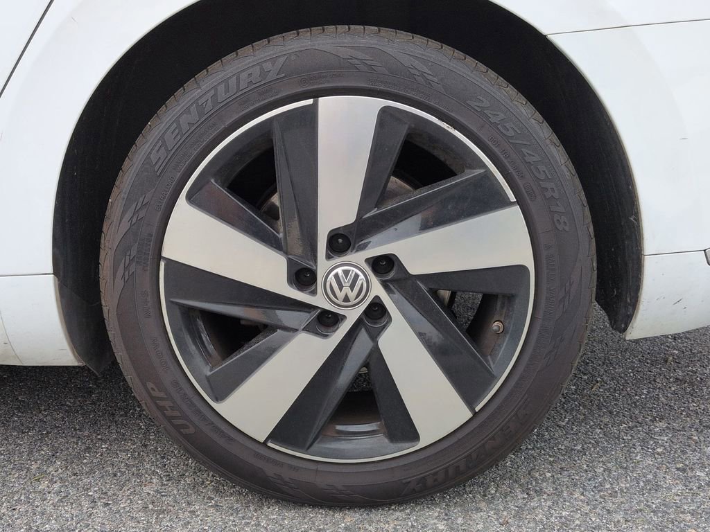 Used 2021 Volkswagen Arteon SE w/ Luggage Net & Mats Package image 22