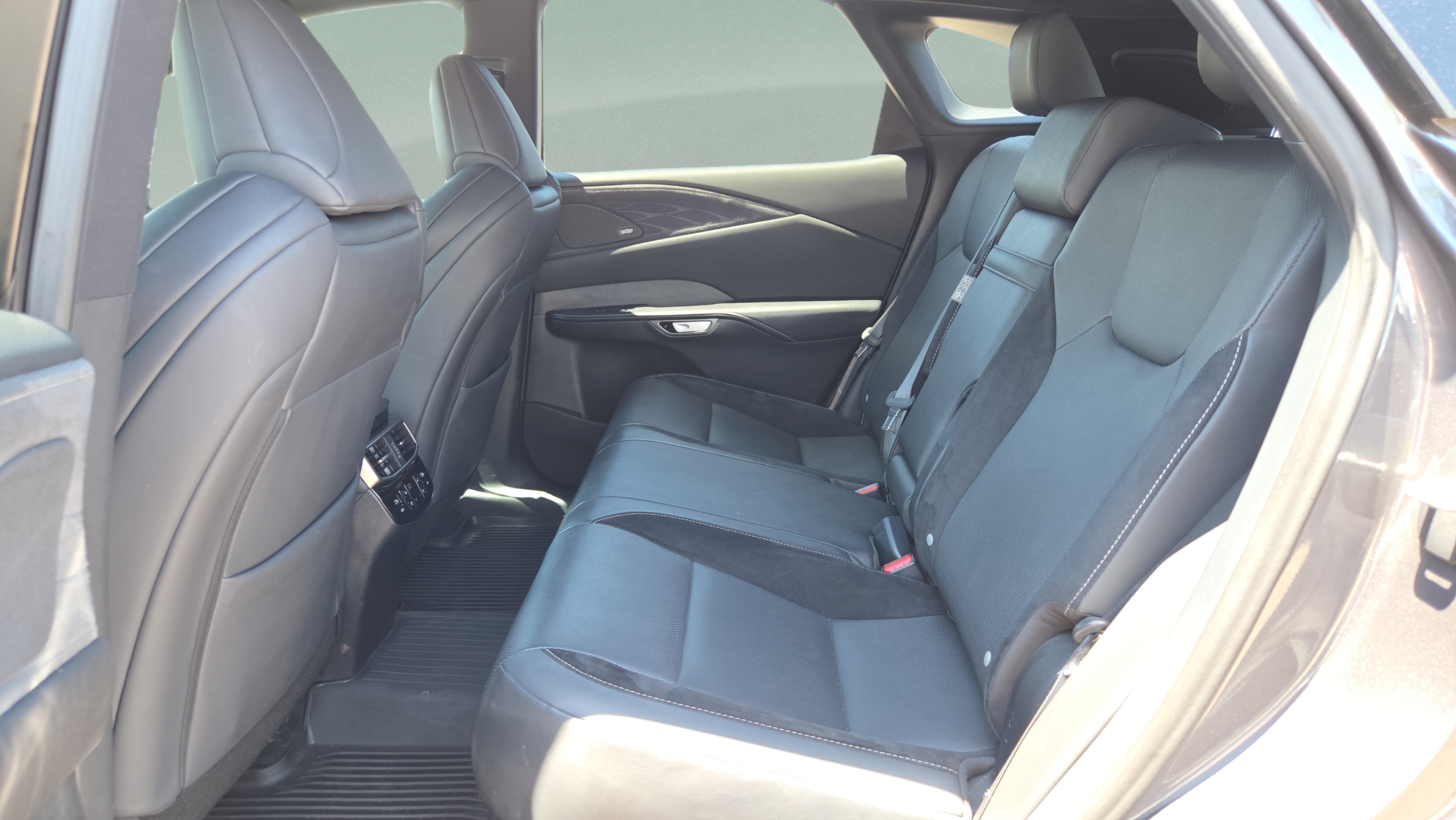 Used 2024 Lexus RX 500h F Sport w/ Convenience Package AWD/4WD image 12