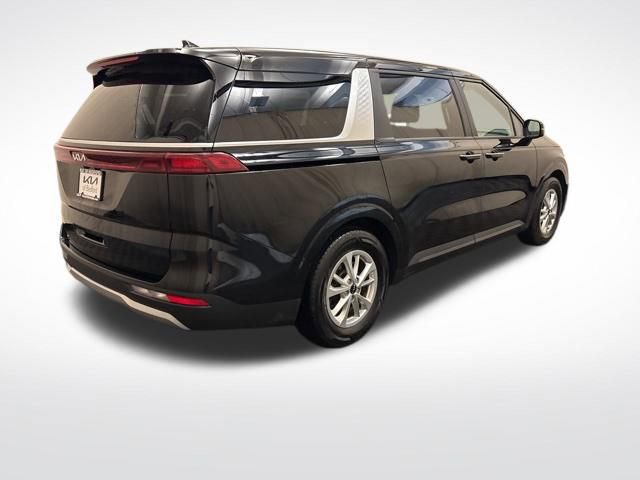 Used 2024 Kia Carnival LX FWD image 5