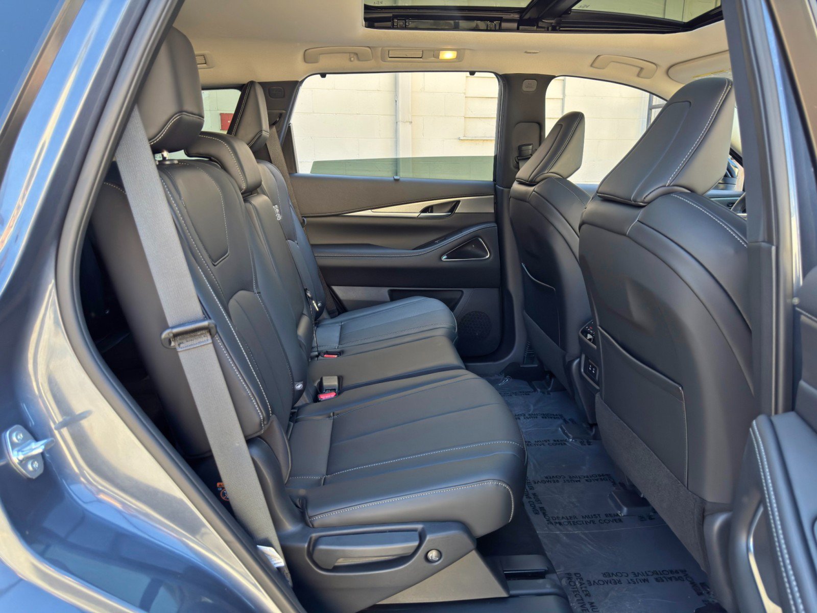 Used 2026 INFINITI QX60 Luxe w/ Cargo Package FWD image 44