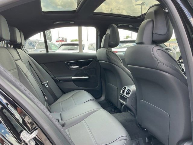 New 2025 Mercedes-Benz C 300 4MATIC Sedan image 18