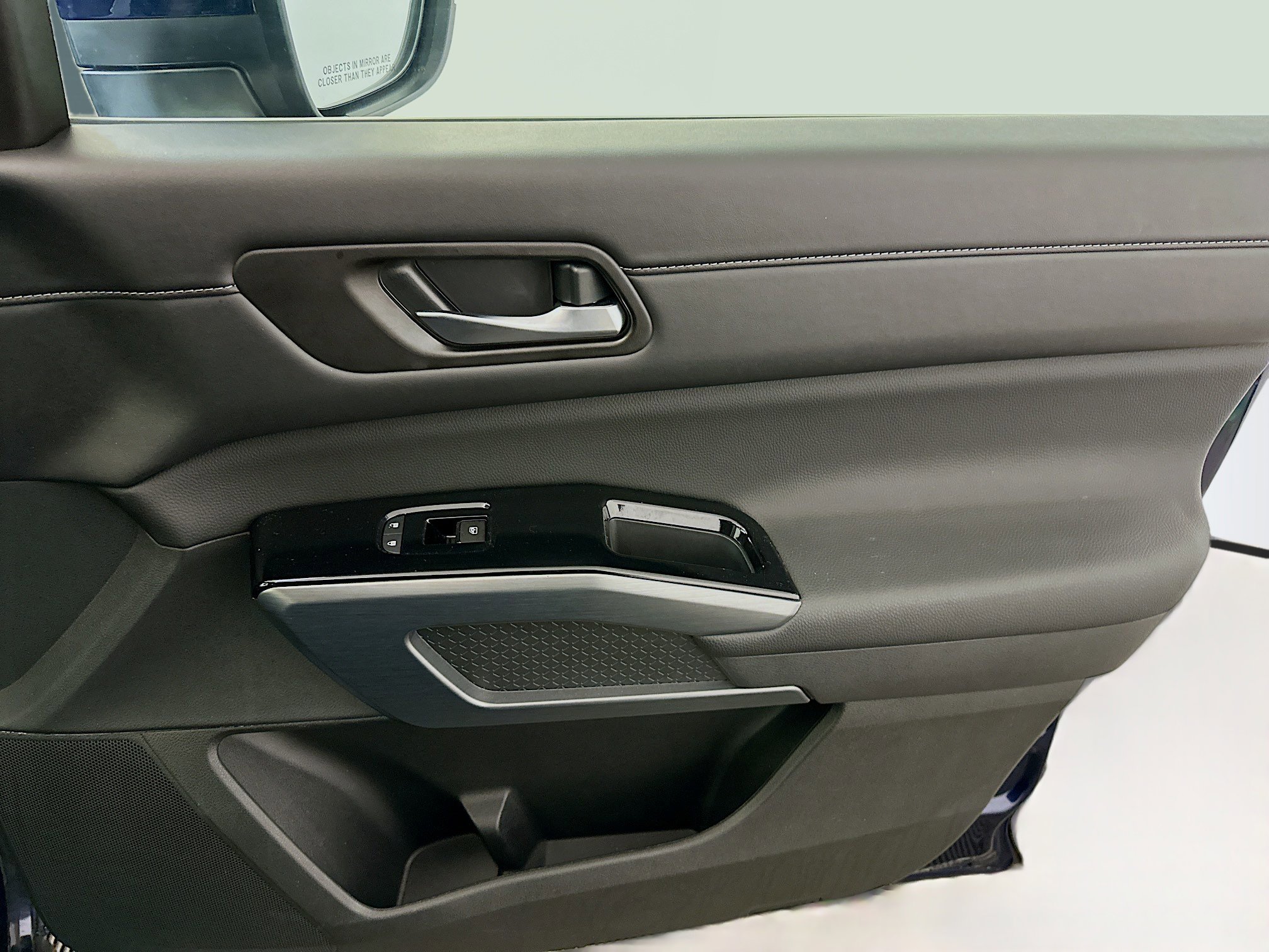 Used 2024 Nissan Pathfinder SL image 35