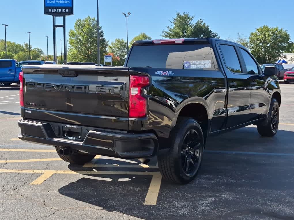 Used 2023 Chevrolet Silverado 1500 Custom w/ Rally Edition AWD/4WD image 4