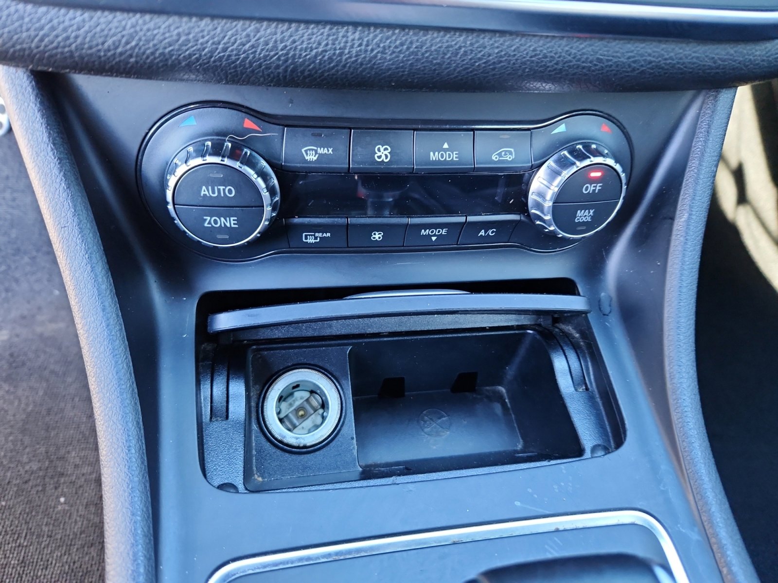 Used 2015 Mercedes-Benz GLA 45 AMG 4MATIC image 33