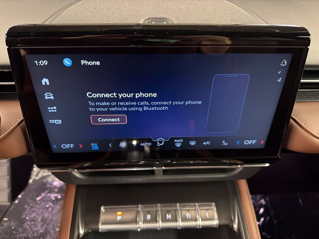 New 2026 Lincoln Nautilus Reserve AWD/4WD image 11