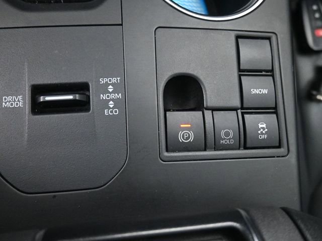 Used 2023 Toyota Highlander XLE FWD image 33