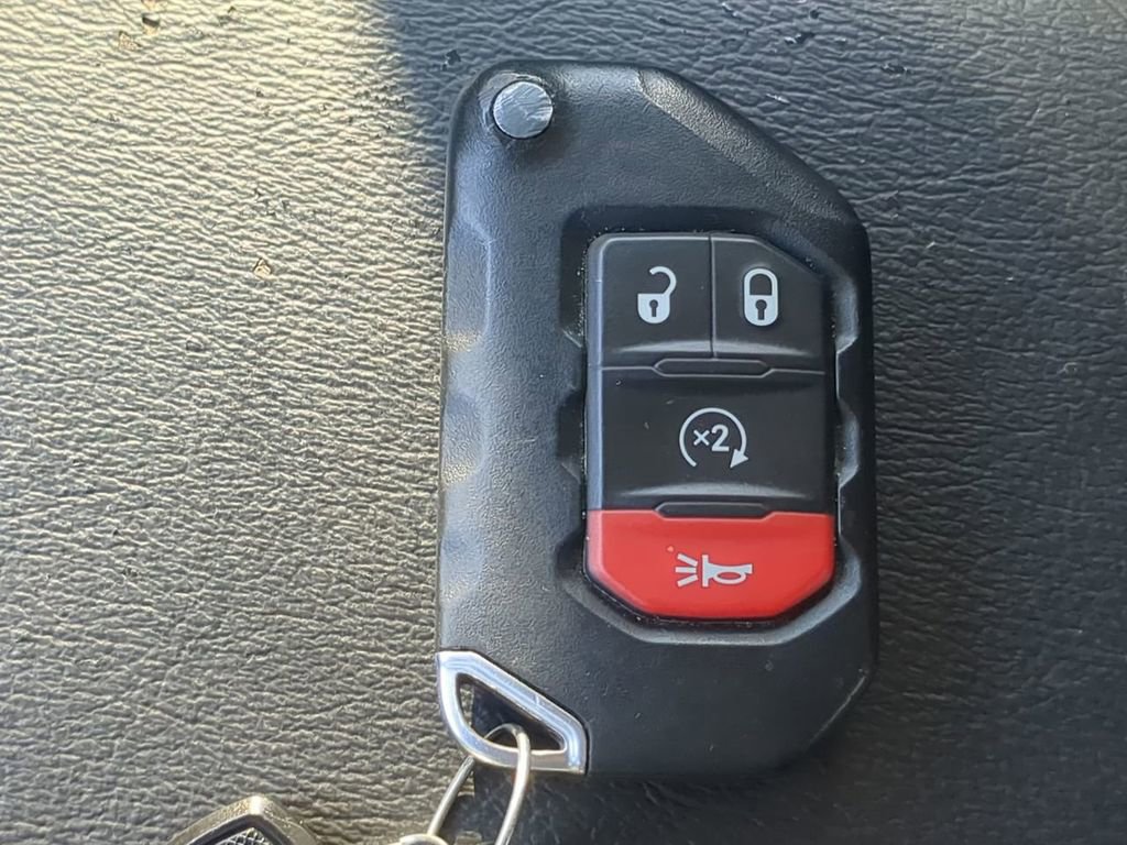 Used 2021 Jeep Gladiator Rubicon image 35