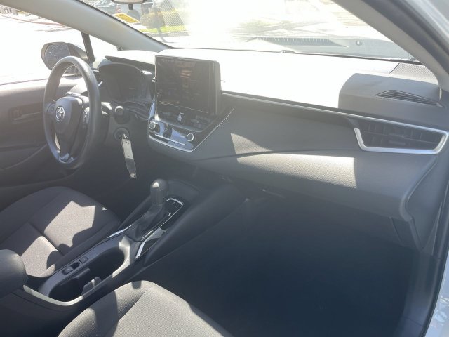 Used 2024 Toyota Corolla LE FWD image 27
