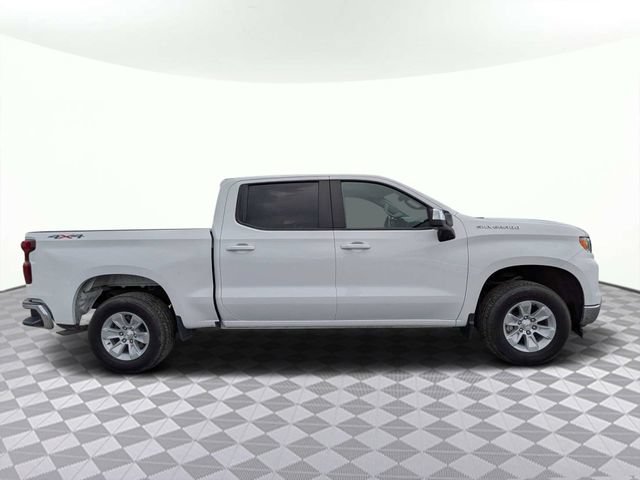 Used 2025 Chevrolet Silverado 1500 LT AWD/4WD image 3