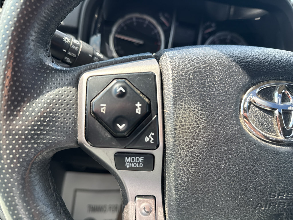 Used 2022 Toyota 4Runner Limited AWD/4WD image 24