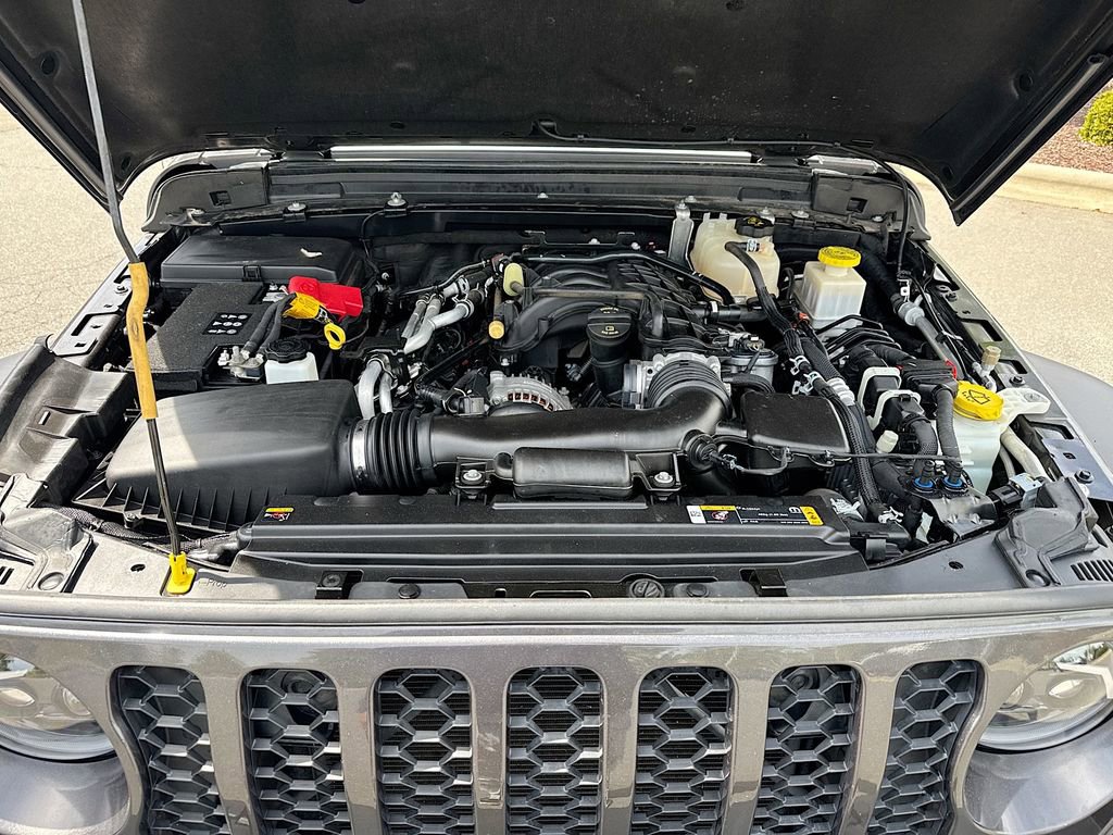 Used 2022 Jeep Gladiator Sport image 25
