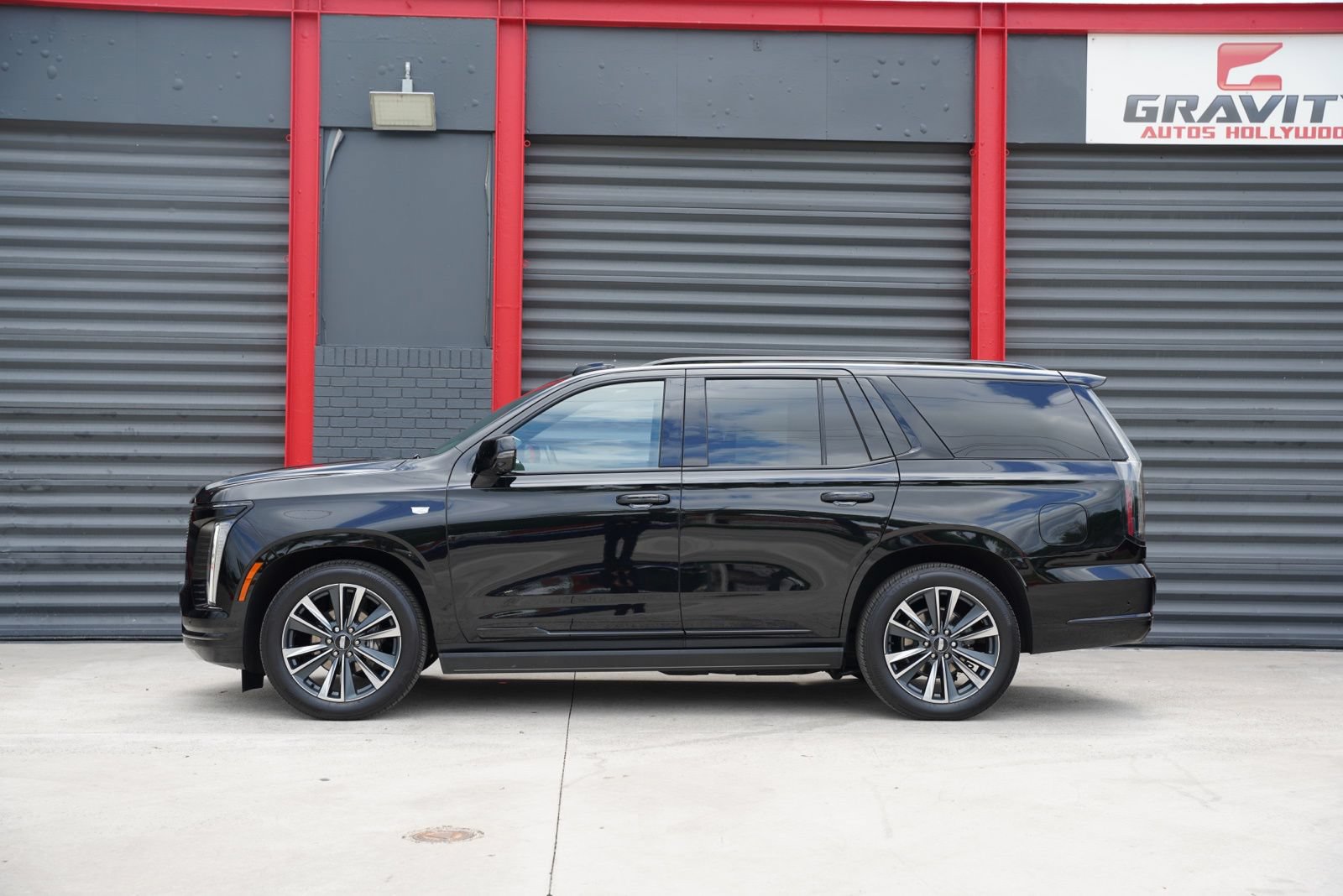 Used 2025 Cadillac Escalade Sport w/ Touring Package AWD/4WD image 6