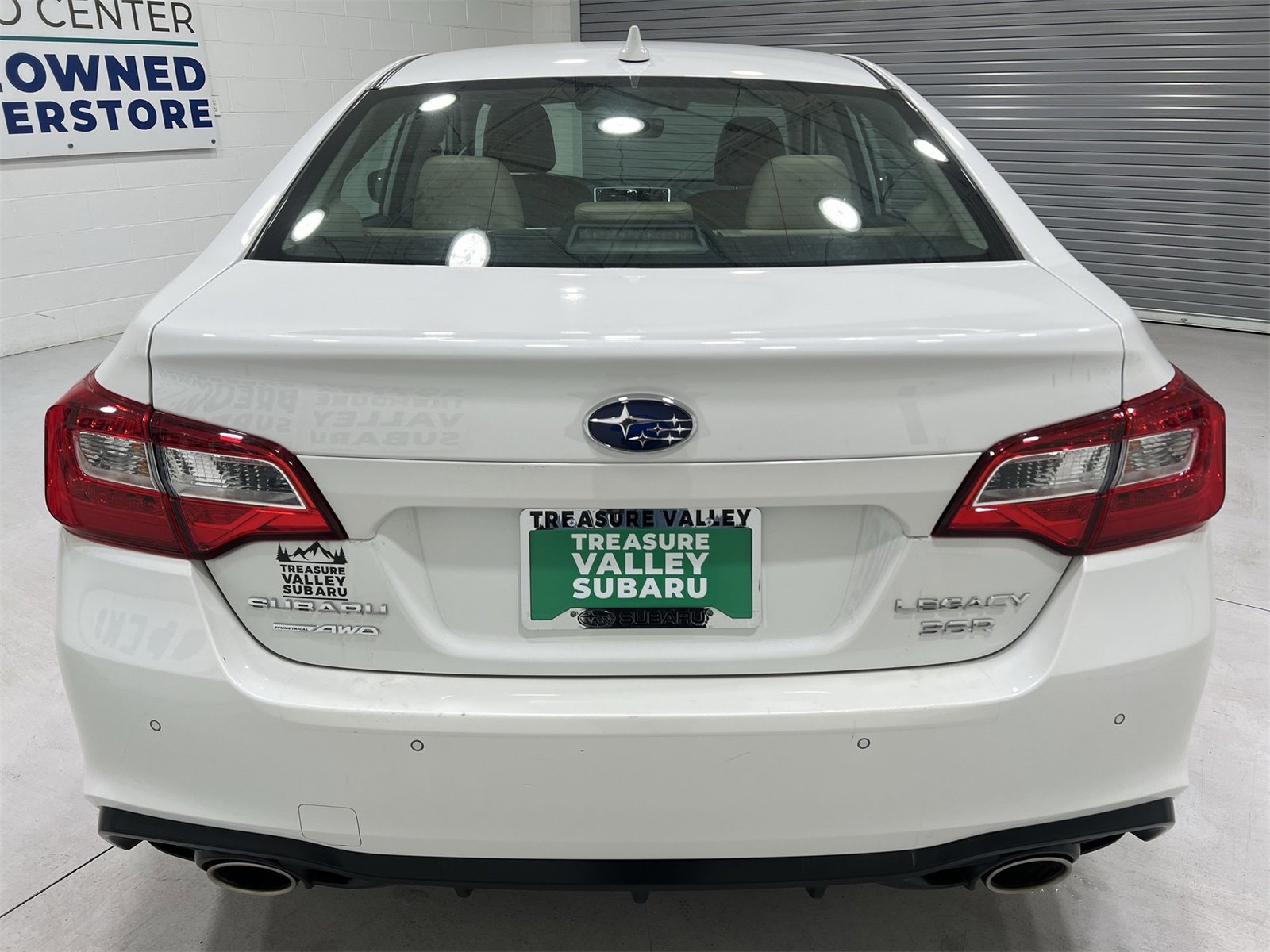 Used 2018 Subaru Legacy 3.6R Limited image 7