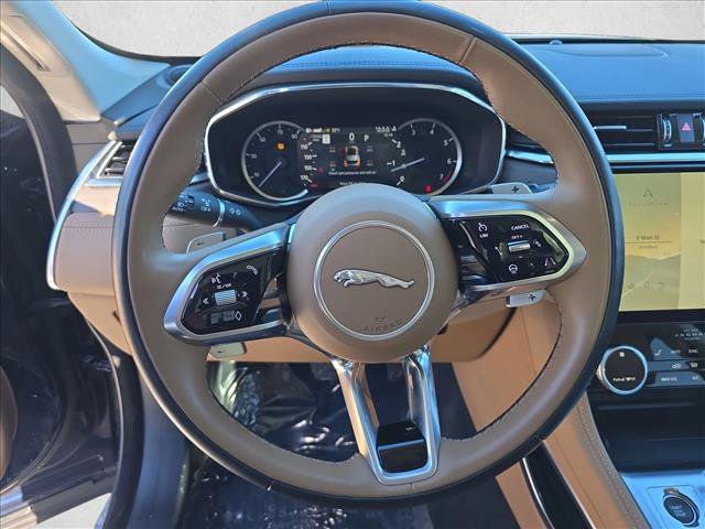 Certified 2023 Jaguar F-PACE S image 18