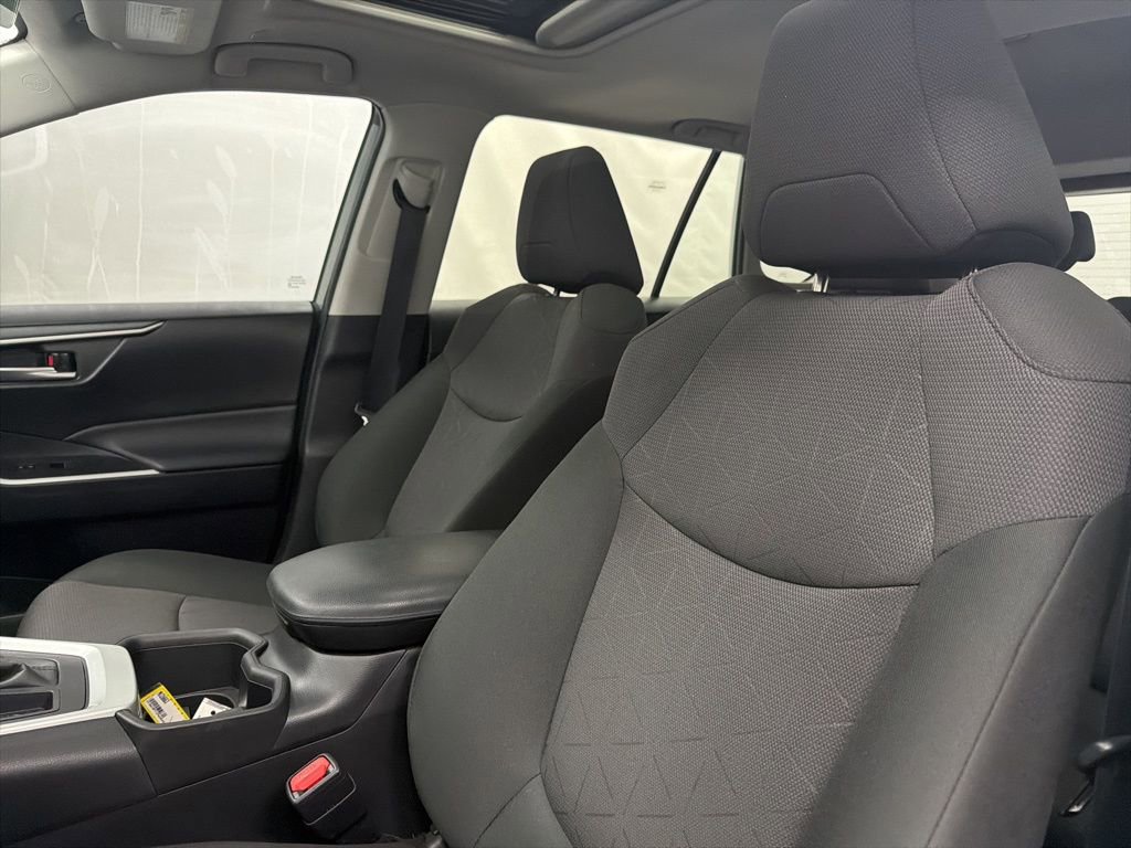 Used 2023 Toyota RAV4 XLE w/ Convenience Package image 15