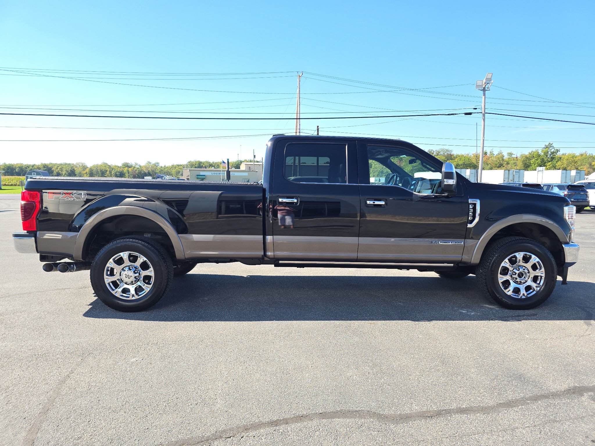 Used 2022 Ford F350 King Ranch w/ King Ranch Ultimate Package AWD/4WD image 2