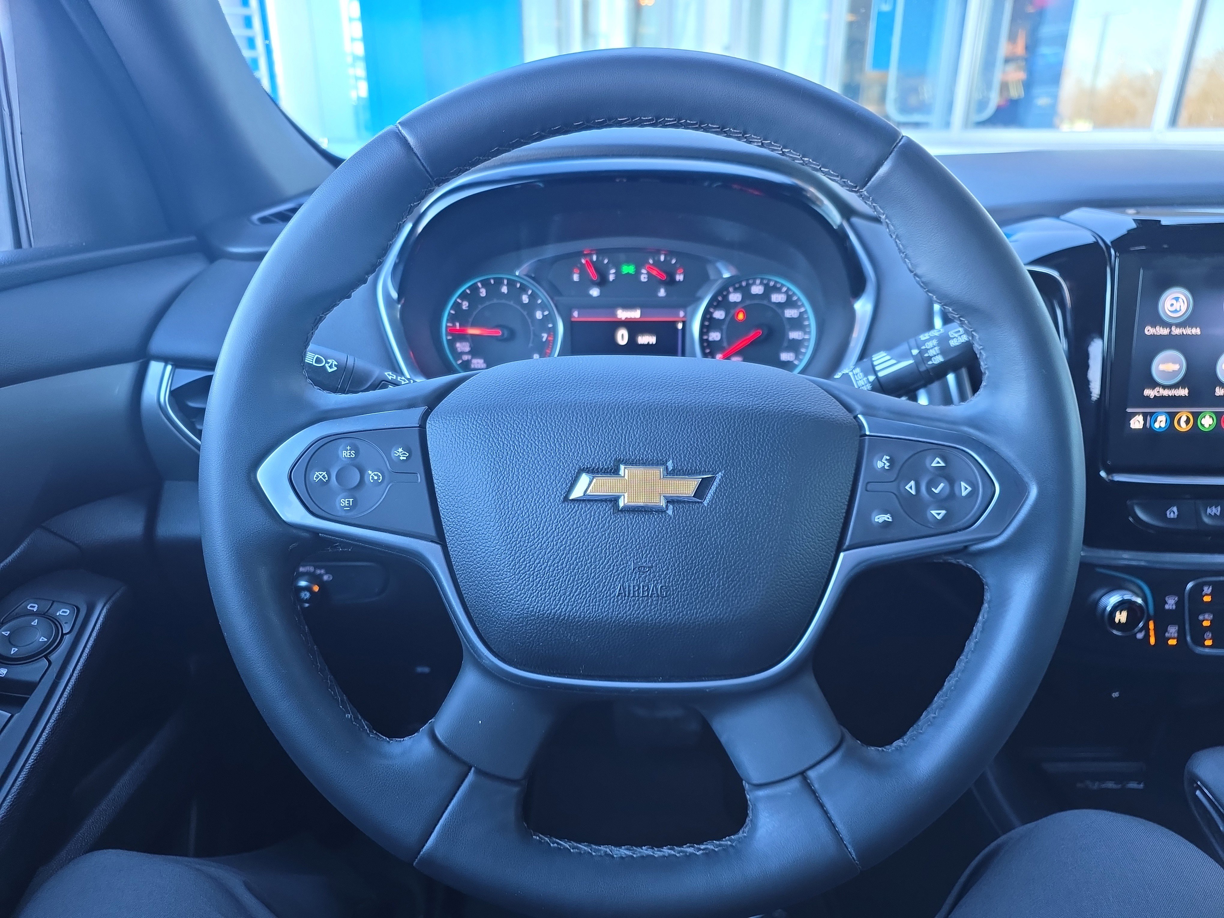 Used 2023 Chevrolet Traverse LT image 22