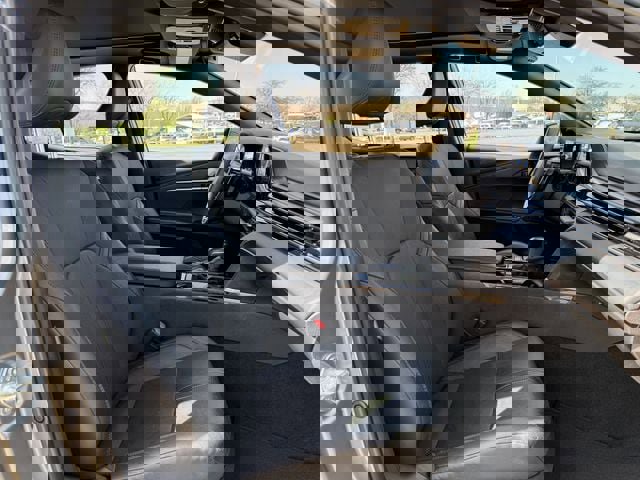 Used 2025 Toyota Camry XSE w/ Premium Package image 30