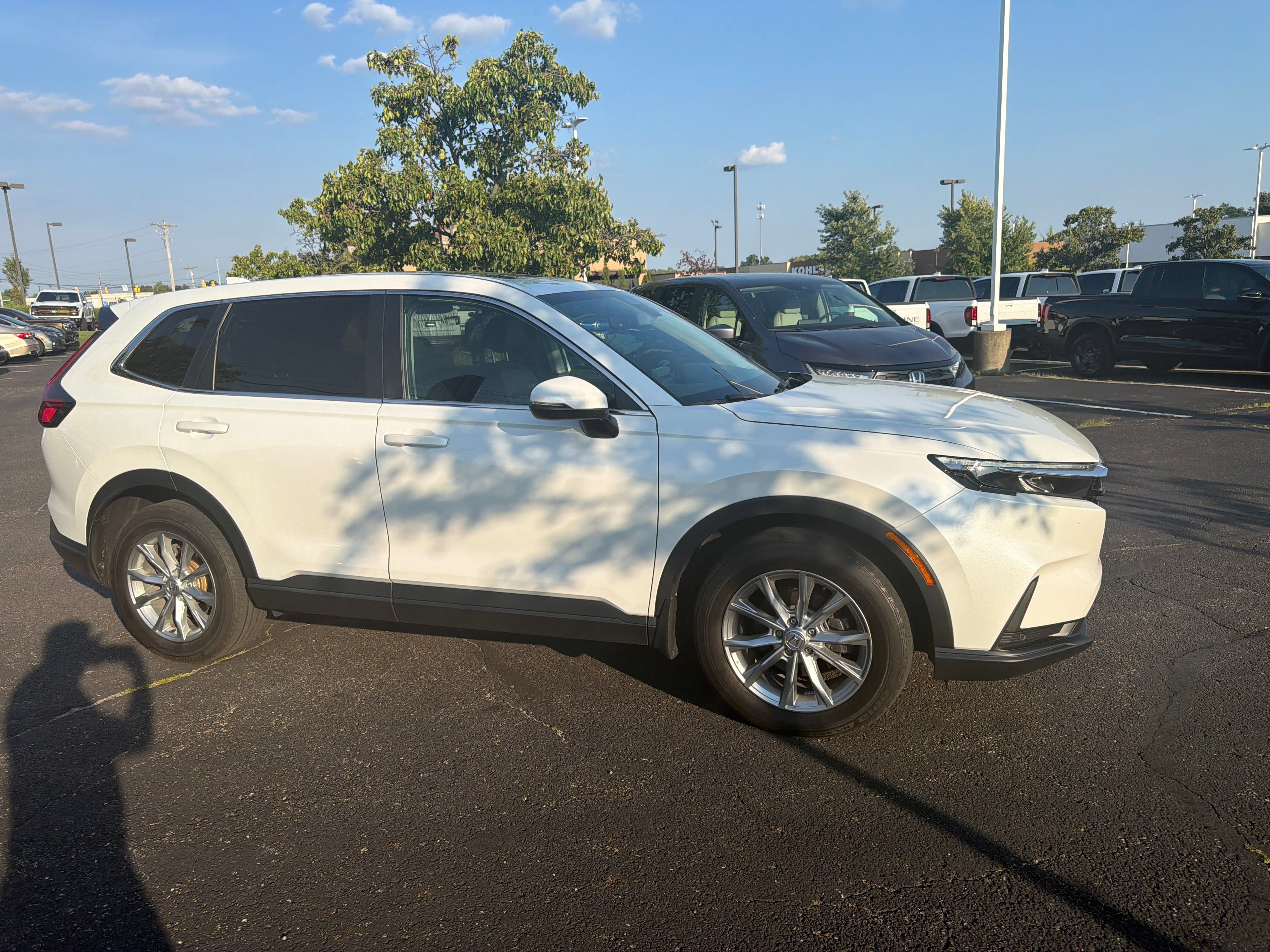 Used 2024 Honda CR-V EX-L image 19