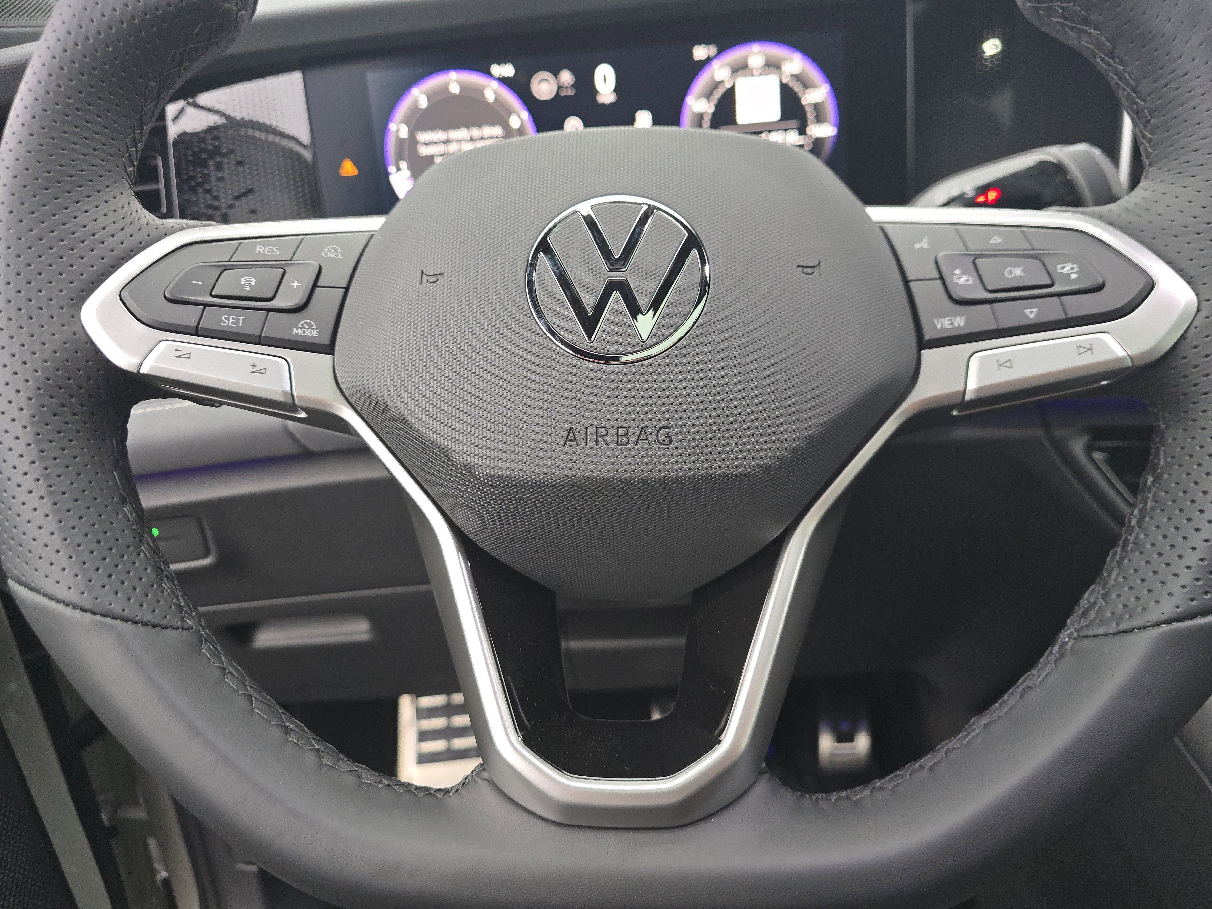 New 2026 Volkswagen Tiguan SE R-Line image 20