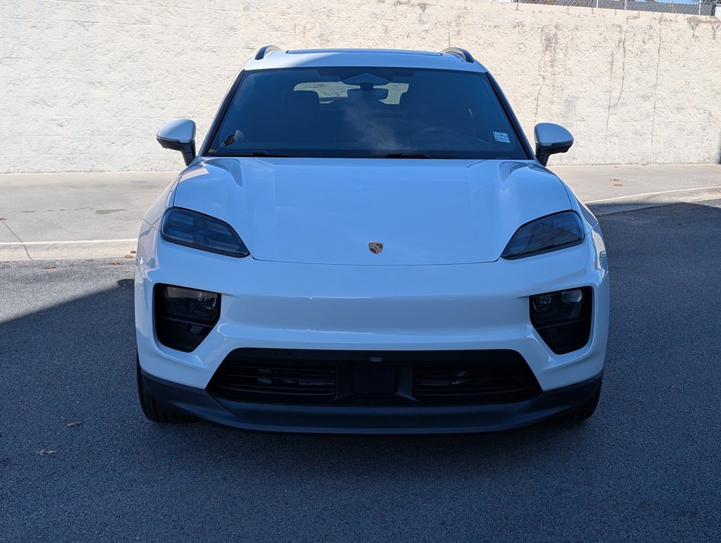 New 2025 Porsche Macan 4S Electric AWD/4WD image 10