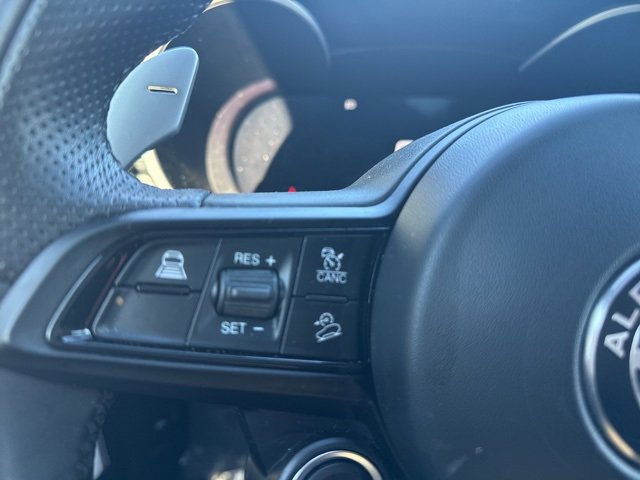 Used 2024 Alfa Romeo Stelvio Veloce image 15