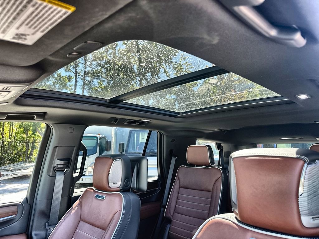 Certified 2024 GMC Yukon Denali Ultimate image 19