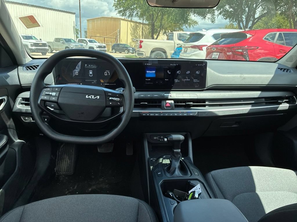 Used 2025 Kia K4 FWD image 13