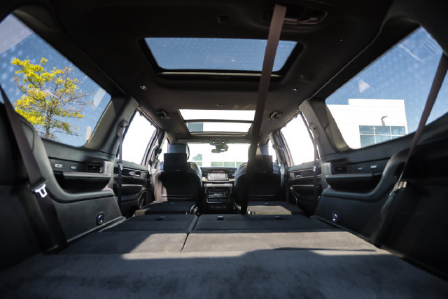 Used 2022 Jeep Wagoneer Series III w/ Premium Group I AWD/4WD image 92