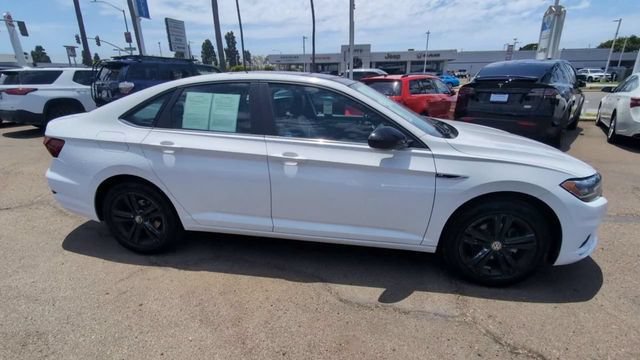 Used 2019 Volkswagen Jetta R-Line FWD image 9